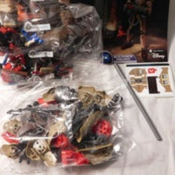 Lego Star Wars Baze Malbus Buildable Figure #75525 - Picture 8 of 8